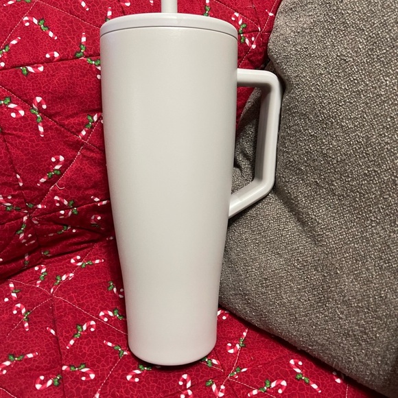 ✨BrüMate✨ Era 40 oz Tumbler - Dune - Picture 2 of 5